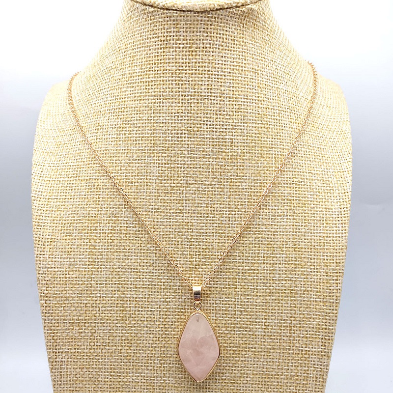 Exquisite Handmade geometric Pink Crystal Stone necklace Polishing Metal Druzy Natural stone Rose Quartz Necklaces
Exquisite Handmade geometric Pink Crystal Stone necklace Polishing Metal Druzy Natural stone Rose Quartz Necklaces