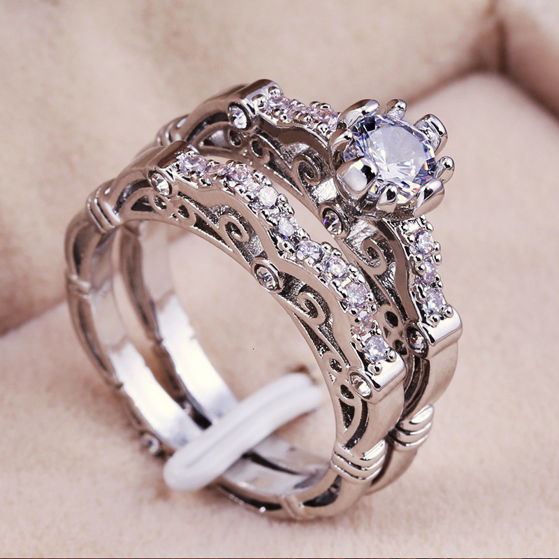 Mens and womens RING Cao Shi's classic temperament lady's pair of s inlaid with zircon
Mens and womens RING Cao Shi's classic temperament lady's pair of s inlaid with zircon
