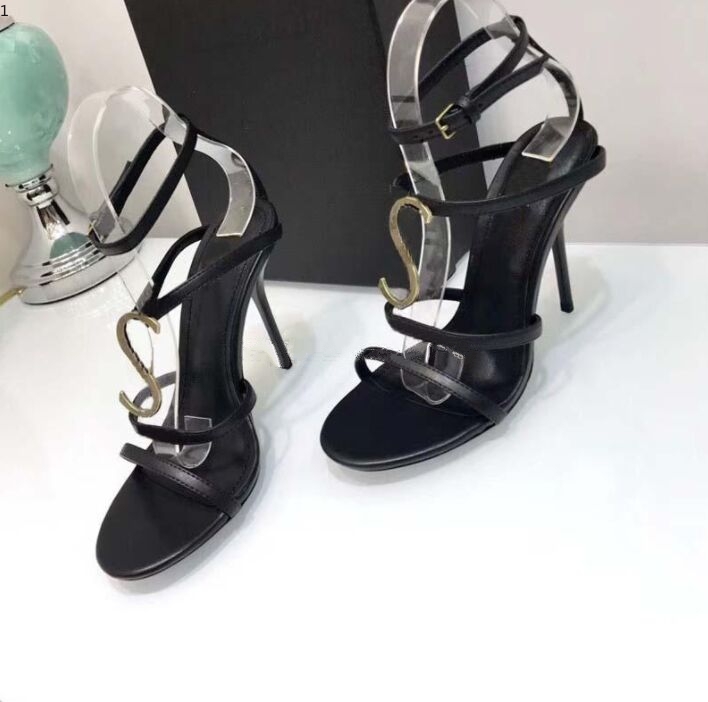 Prad Custom made Top quality suede inside luxury designer metal strip Black Patent Leather Thrill Heel Pumps Women Tribute Sandals. MJKH002
Prad Custom made Top quality suede inside luxury designer metal strip Black Patent Leather Thrill Heel Pumps Women Tribute Sandals. MJKH002