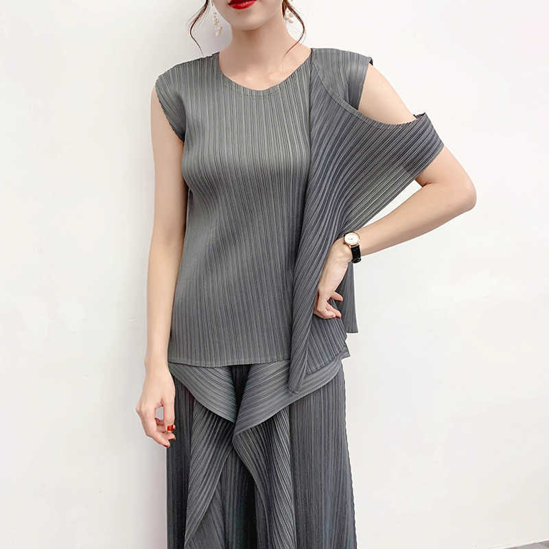 Japanese-Style Solid Pleated Suit Summer Irregular O Neck Top + Casual Wide-Leg Pants Two-Piece Set Women 210615Z