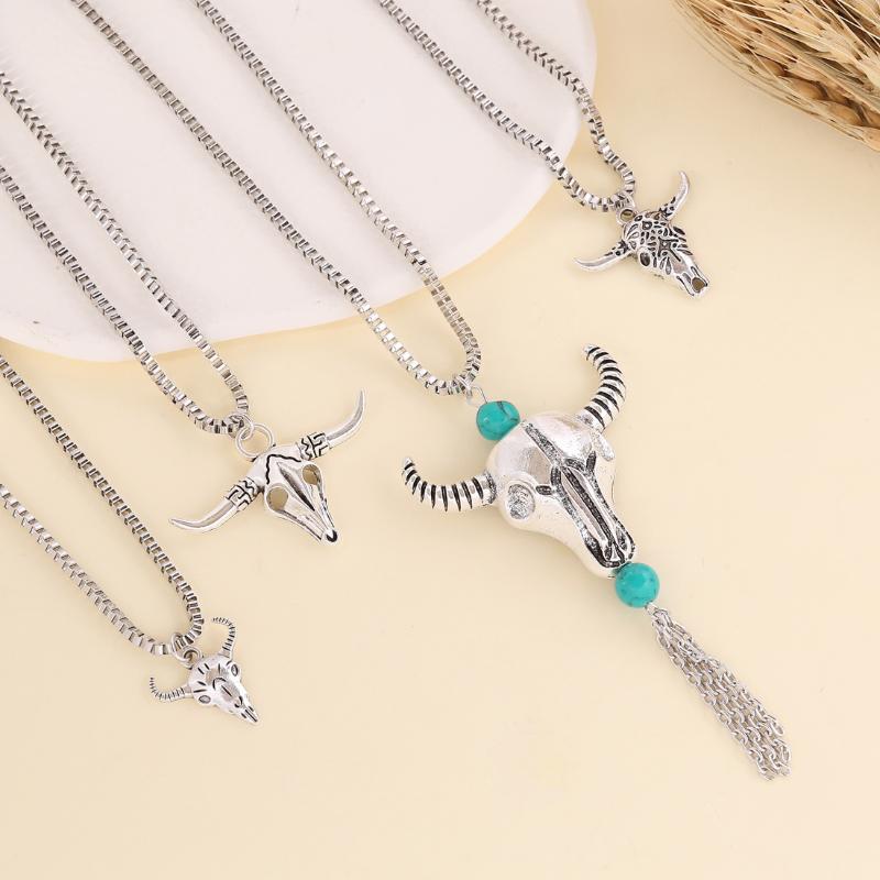 Pendant Necklaces Bohemia Retro Alloy Animal Bull Head Turquoise Chain Necklace Women Ancient Silver Metal Party Gift Accessories
Pendant Necklaces Bohemia Retro Alloy Animal Bull Head Turquoise Chain Necklace Women Ancient Silver Metal Party Gift Accessories