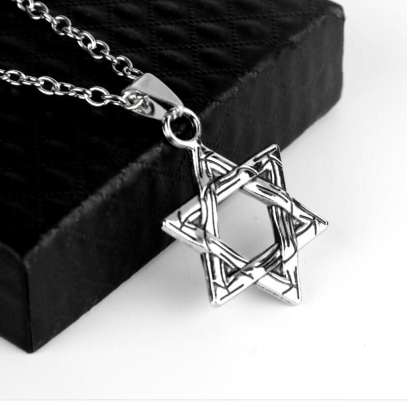 2Die-cast Pattern Six-pointed Star Pendant, Cool Rock Men's Titanium Steel Necklace Chains
2Die-cast Pattern Six-pointed Star Pendant, Cool Rock Men's Titanium Steel Necklace Chains