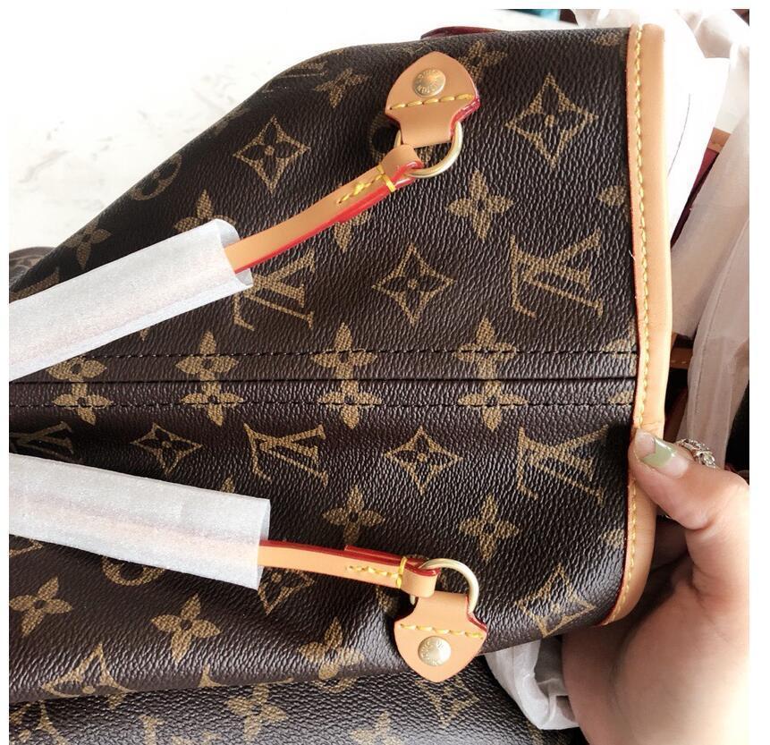 888 LV LOUIS MONTAIGNE BB Handbags Leather Women Shoulder Bags VUTTON Messenger Crossbody Bag VITTON Purse Fashion Designer Handbag
888 LV LOUIS MONTAIGNE BB Handbags Leather Women Shoulder Bags VUTTON Messenger Crossbody Bag VITTON Purse Fashion Designer Handbag