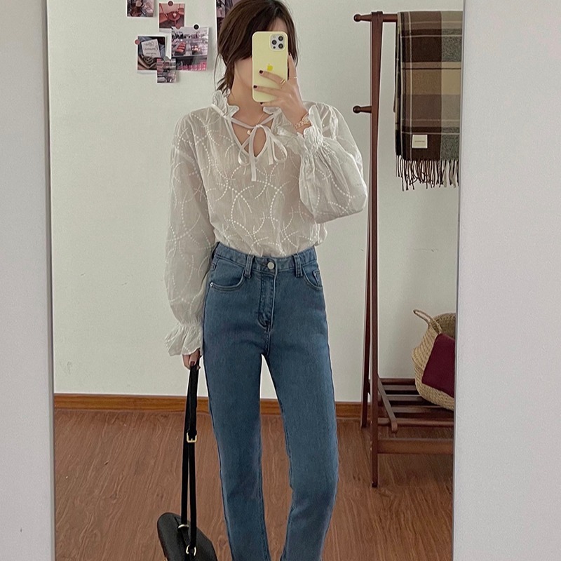 spring autumn women's White blouse Sweet Korean style Long Lantern Sleeve V neck shirt women Loose tops(N0060 210423