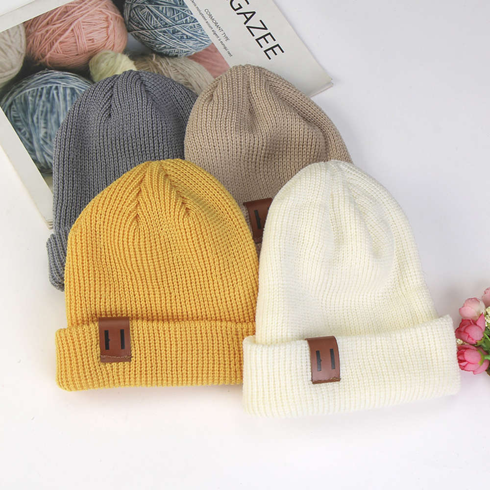 versatile children's knitted hat warm autumn and winter wool label landlord melon skin, Yellow
versatile children's knitted hat warm autumn and winter wool label landlord melon skin, Yellow