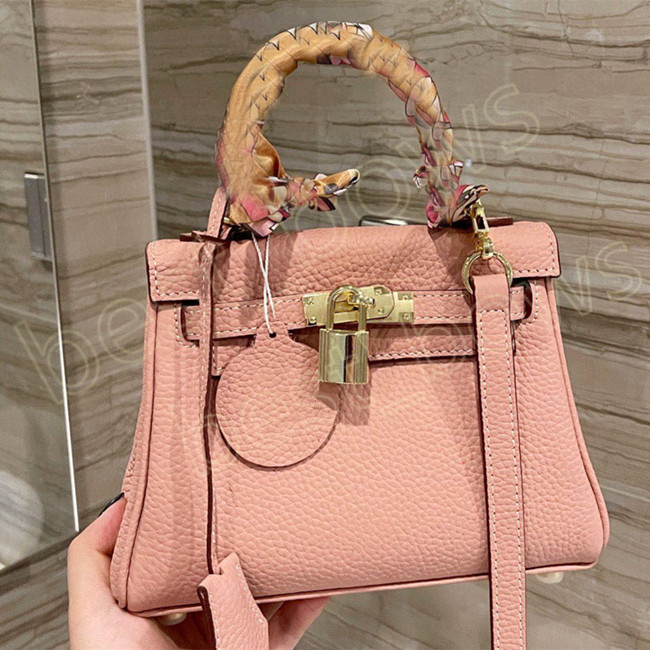 Luxurys designers high Quality Ladies 2021 shopping totes lady bag handbag Women fashion mother handbags shoulder bags cossbody elegant temperament Send a ribbon, No bags
Luxurys designers high Quality Ladies 2021 shopping totes lady bag handbag Women fashion mother handbags shoulder bags cossbody elegant temperament Send a ribbon, No bags