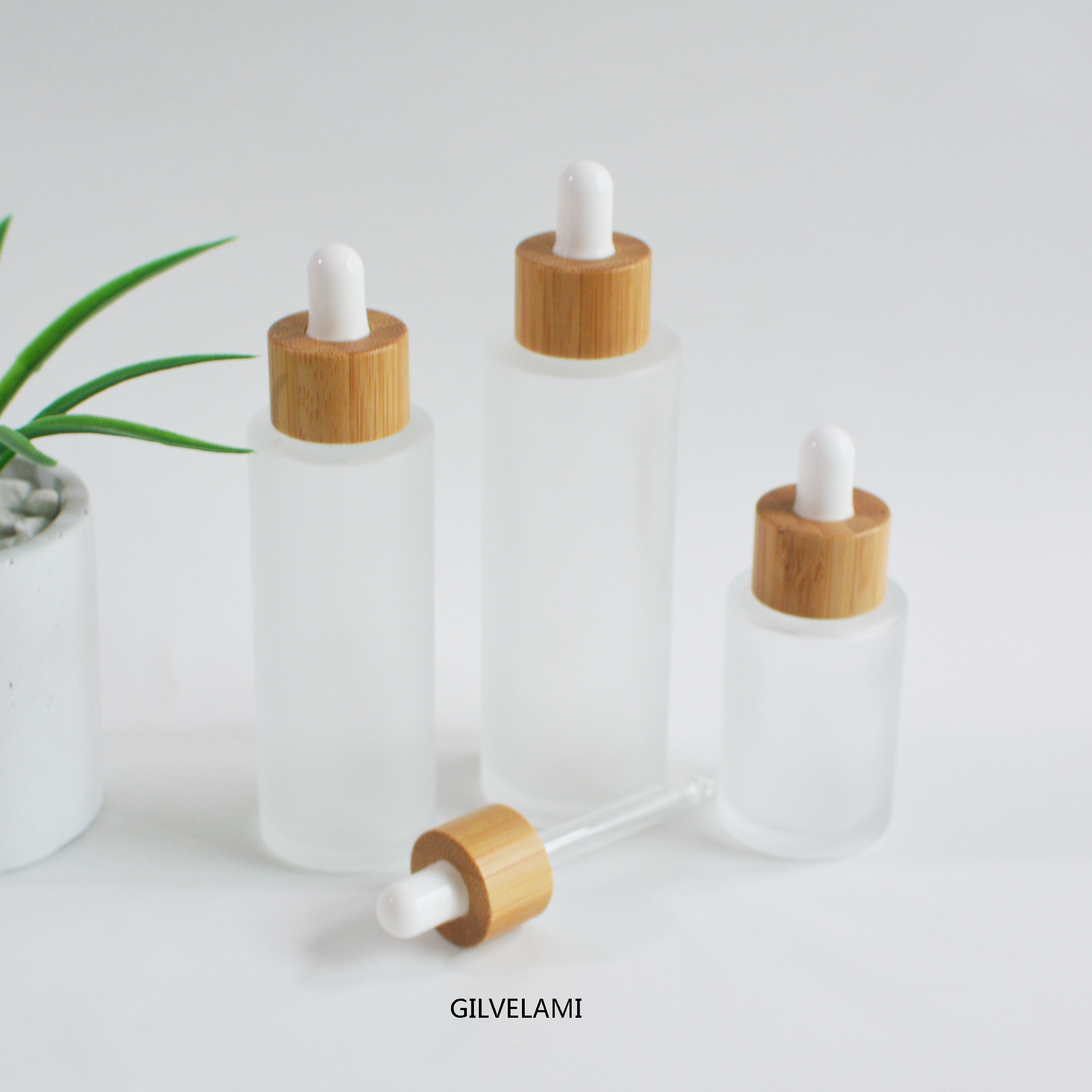 Natural Bamboo Frosted Glass Dropper Bottles with Empty Essential Oil Packaging Container 20ml-100ml
Natural Bamboo Frosted Glass Dropper Bottles with Empty Essential Oil Packaging Container 20ml-100ml