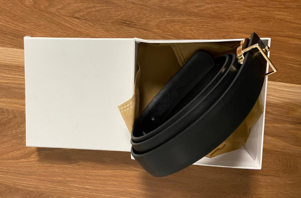 2021 Best-selling top belts wholesale high quality Women belt Pearl metal buckle for men womens width is 2.3cm with box, Pictures show
2021 Best-selling top belts wholesale high quality Women belt Pearl metal buckle for men womens width is 2.3cm with box, Pictures show