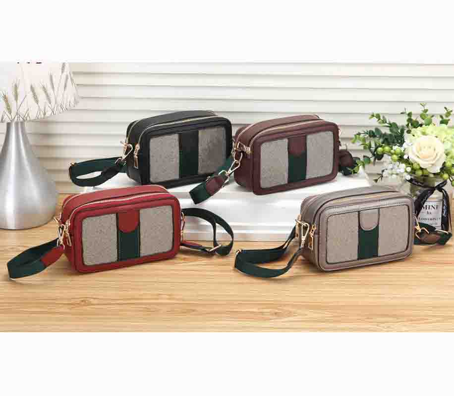 Classic Crossbody Designer Ladies Clutch Bag Women Shoulder Bags Purses Genuine Leather Girl Chest Bag Fashion Patchwork Handbags
Classic Crossbody Designer Ladies Clutch Bag Women Shoulder Bags Purses Genuine Leather Girl Chest Bag Fashion Patchwork Handbags