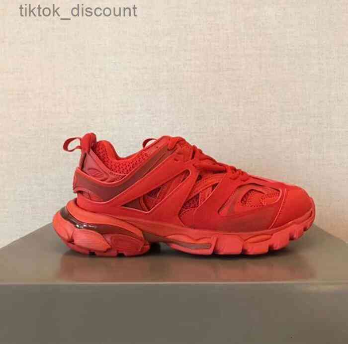 Luxurys Designer shoes Men Track 3.0 Sneakers leather Trainers Women Mesh Nylon Printed 3M Triple S Platform Casual Shoe With Box, Color 8
Luxurys Designer shoes Men Track 3.0 Sneakers leather Trainers Women Mesh Nylon Printed 3M Triple S Platform Casual Shoe With Box, Color 8