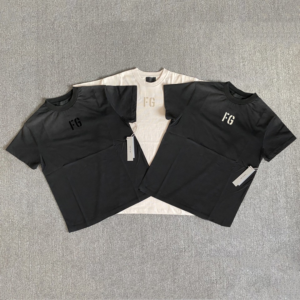 FEAR OF GOD 7TH FOG Season Seven Main Line Wealth FG Flocking Letters Washed Short Sleeve T-Shirt, Black khaki
FEAR OF GOD 7TH FOG Season Seven Main Line Wealth FG Flocking Letters Washed Short Sleeve T-Shirt, Black khaki