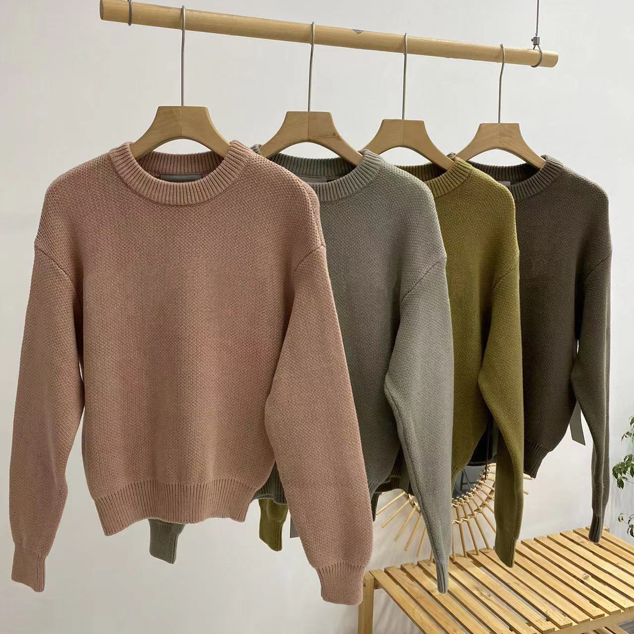 21FW Front Lettering Knit Crewneck Sweatshirts 4 Colors Casual Oversized Knitted Sweaters Men Women Hip Hop Streetwear MG210150, Taupe
21FW Front Lettering Knit Crewneck Sweatshirts 4 Colors Casual Oversized Knitted Sweaters Men Women Hip Hop Streetwear MG210150, Taupe