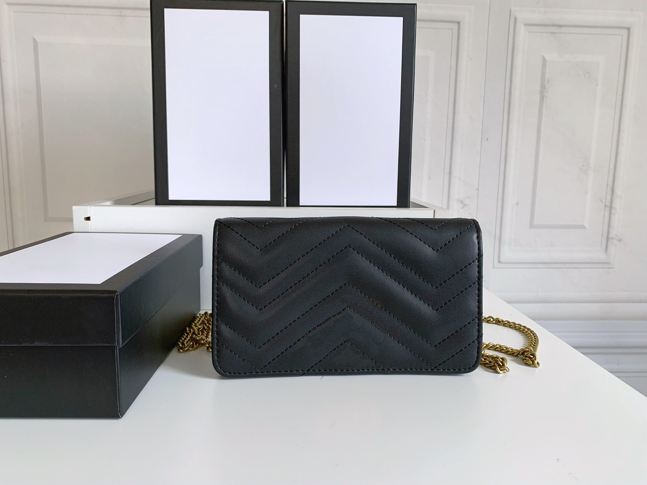 High Quality Luxurys Designers Bags Handbag Purses Woman Fashion Clutch Bolsa Purse Marmont Quilted Chevron pattern Chain Crossbody Shoulder Bag Wallets Bolsas, Nude#488426
High Quality Luxurys Designers Bags Handbag Purses Woman Fashion Clutch Bolsa Purse Marmont Quilted Chevron pattern Chain Crossbody Shoulder Bag Wallets Bolsas, Nude#488426