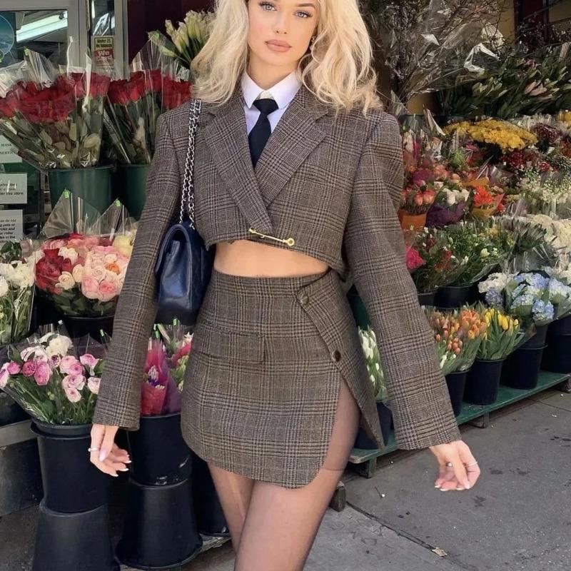 Two Piece Dress PREPOMP 2021 Winter Short Blazers Fashion Suits With Skirt Tweed Sexy Office Split Mini Casual Set Outfits GD036
Two Piece Dress PREPOMP 2021 Winter Short Blazers Fashion Suits With Skirt Tweed Sexy Office Split Mini Casual Set Outfits GD036