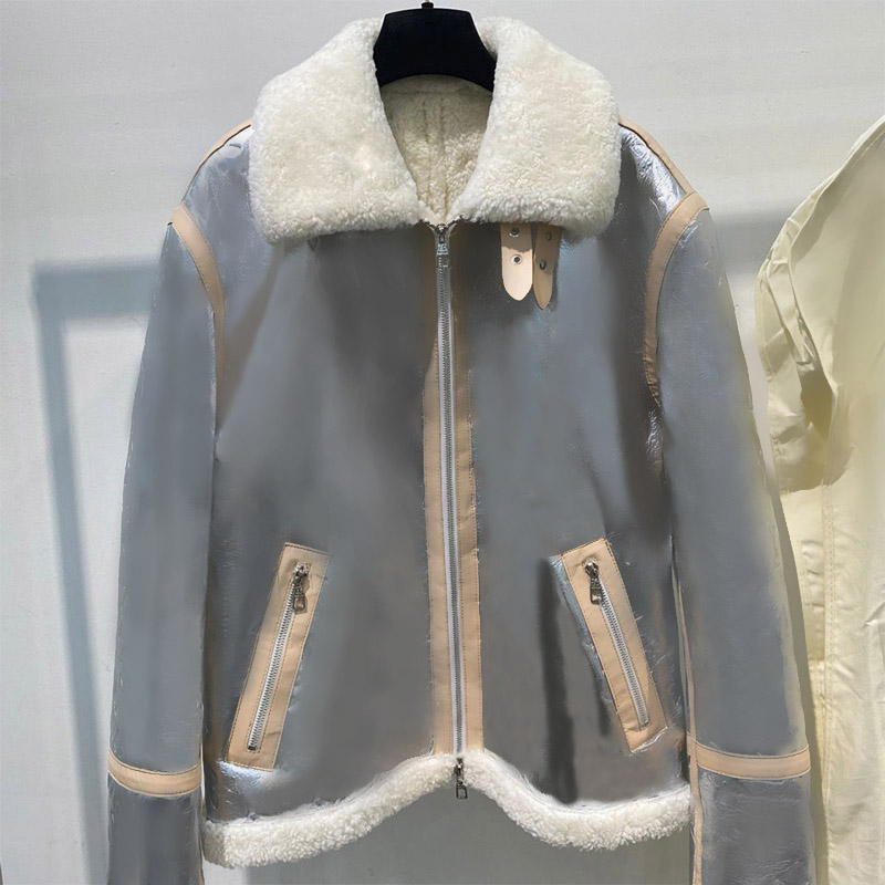 21fw Unisex Jacket Leather Shiny Surface Lapel Neck Faux Far Woman Coats Man Fur Men Jacket Cool Fashion New Boy Plush Top Warm Outwear Ins, Silver
21fw Unisex Jacket Leather Shiny Surface Lapel Neck Faux Far Woman Coats Man Fur Men Jacket Cool Fashion New Boy Plush Top Warm Outwear Ins, Silver