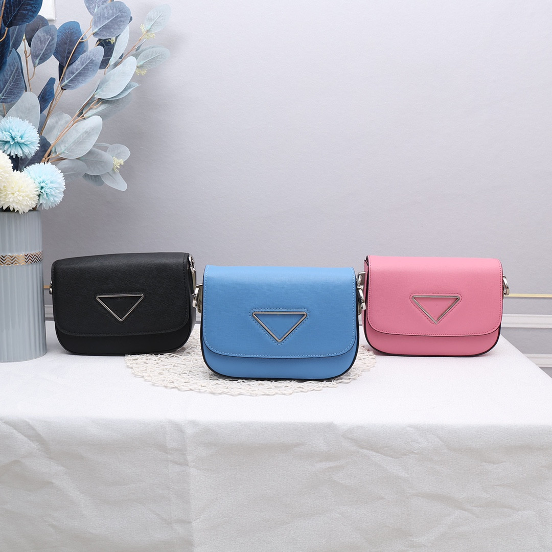 21ss luxury bags women's Cross Body designer handbag fashion with inverted triangle lady straddle shoulder bag high quality wallet, 0815-black
21ss luxury bags women's Cross Body designer handbag fashion with inverted triangle lady straddle shoulder bag high quality wallet, 0815-black