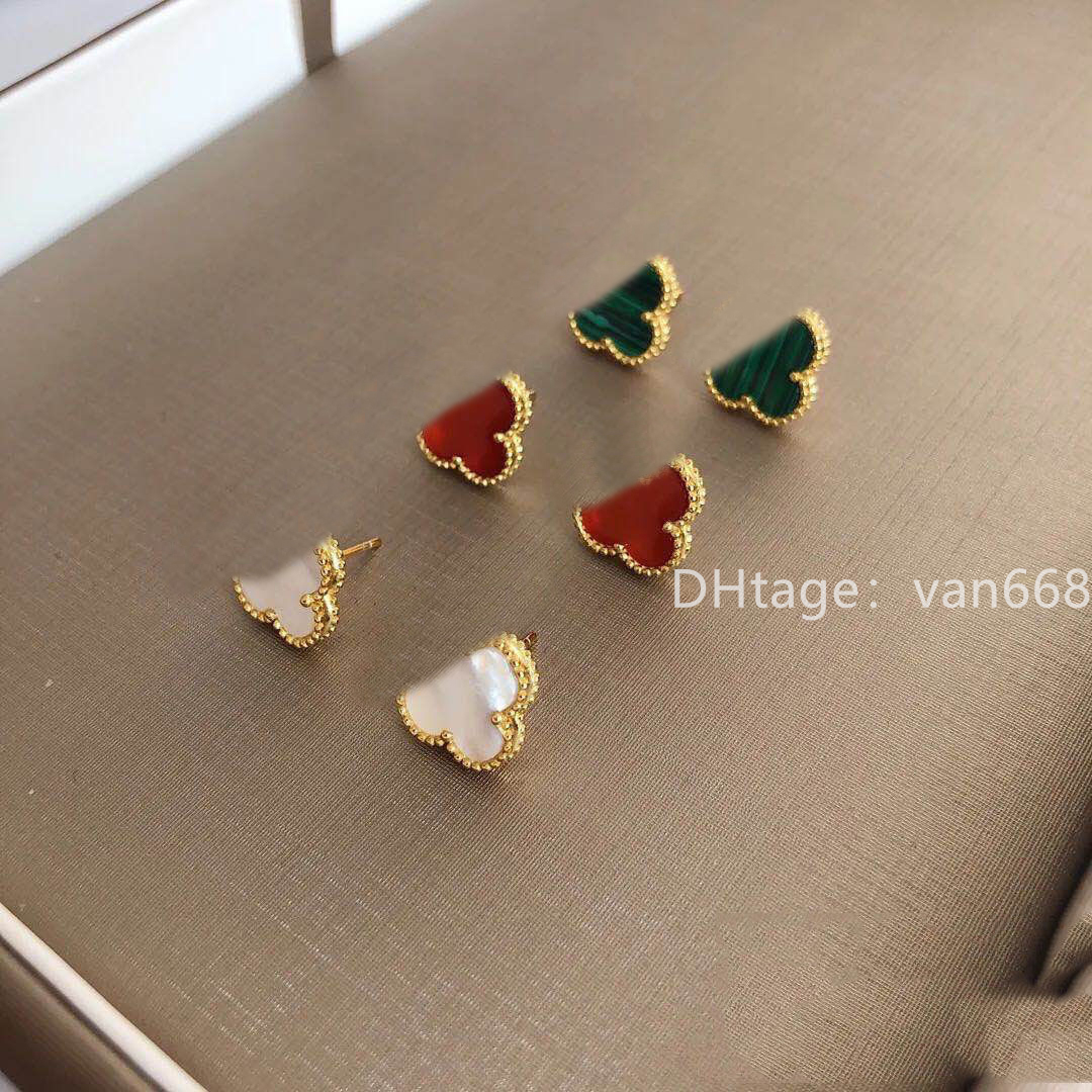 Ladies love ear studs pendant Necklaces Van Screw Bracelet Party Wedding Cleef earring Couple Gift Love Bracelet Fashion Luxury Designer car, Golden;silver
Ladies love ear studs pendant Necklaces Van Screw Bracelet Party Wedding Cleef earring Couple Gift Love Bracelet Fashion Luxury Designer car, Golden;silver
