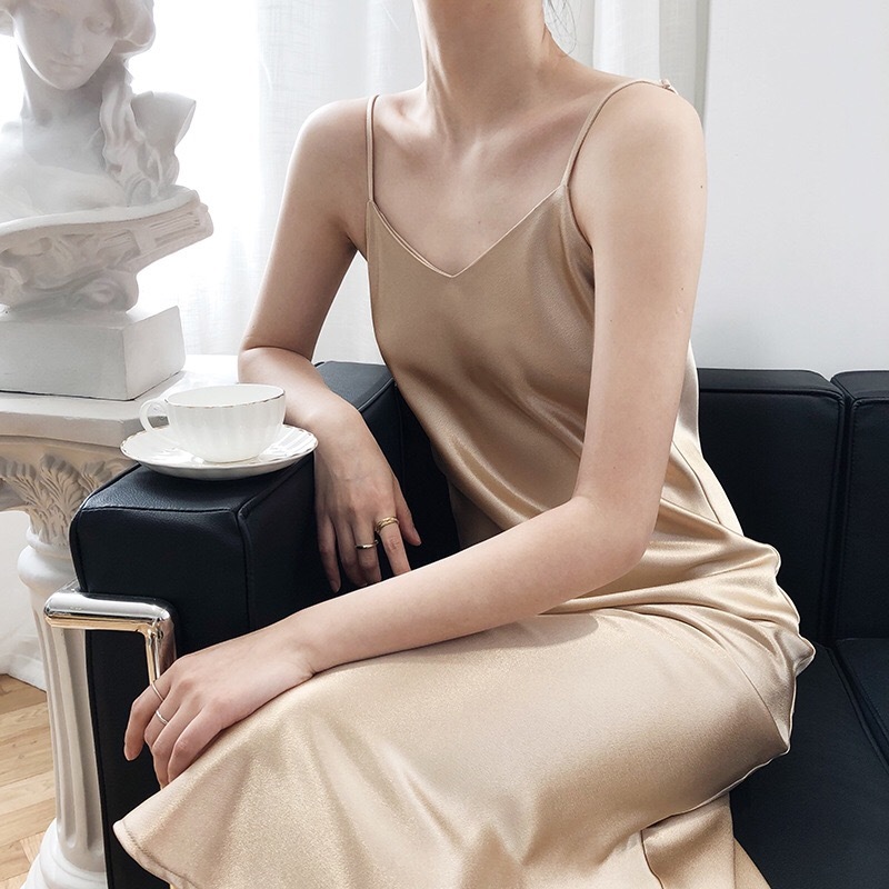 Sexy Solid Color V Collar Backless Bright Satin Sling Dress Woman Vintage Spaghetti Strap A line Like silk Mid Long Base 210429