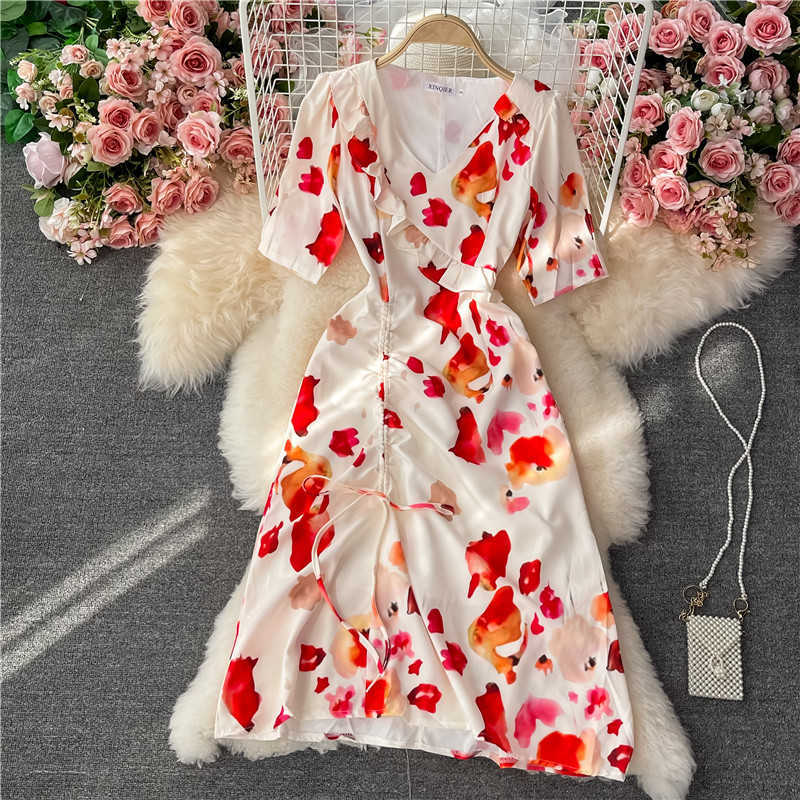 Summer Women Floral Printed Drawstring Dress Bohemian Irregular Ruffle High Waist Short Sleeve A-Line V-Neck Vestidos 2021 New Y0603, Red
Summer Women Floral Printed Drawstring Dress Bohemian Irregular Ruffle High Waist Short Sleeve A-Line V-Neck Vestidos 2021 New Y0603, Red