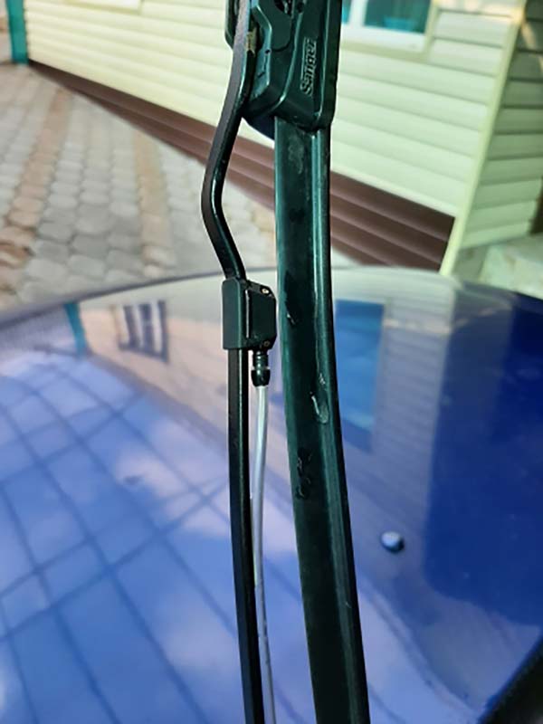 Universal Car Windscreen Washer Wiper Blade Tools Water Spray Jets Nozzles Cleaning Tool Mounted Onto 8mm 9mm Arm 2PCS/Set
