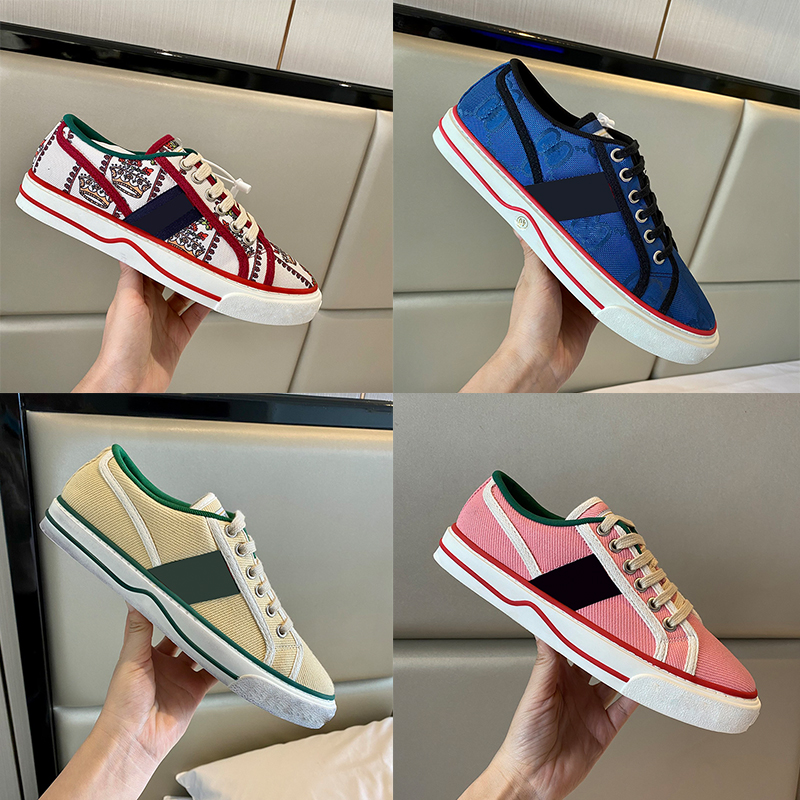 top quality Casual Shoes 2022 Designer Tennis 1977 Sneakers Canvas printed luxury shoes Red blue wash jacquard denim Ace rubber soles embroidered retro casual for lo, Lavender
top quality Casual Shoes 2022 Designer Tennis 1977 Sneakers Canvas printed luxury shoes Red blue wash jacquard denim Ace rubber soles embroidered retro casual for lo, Lavender