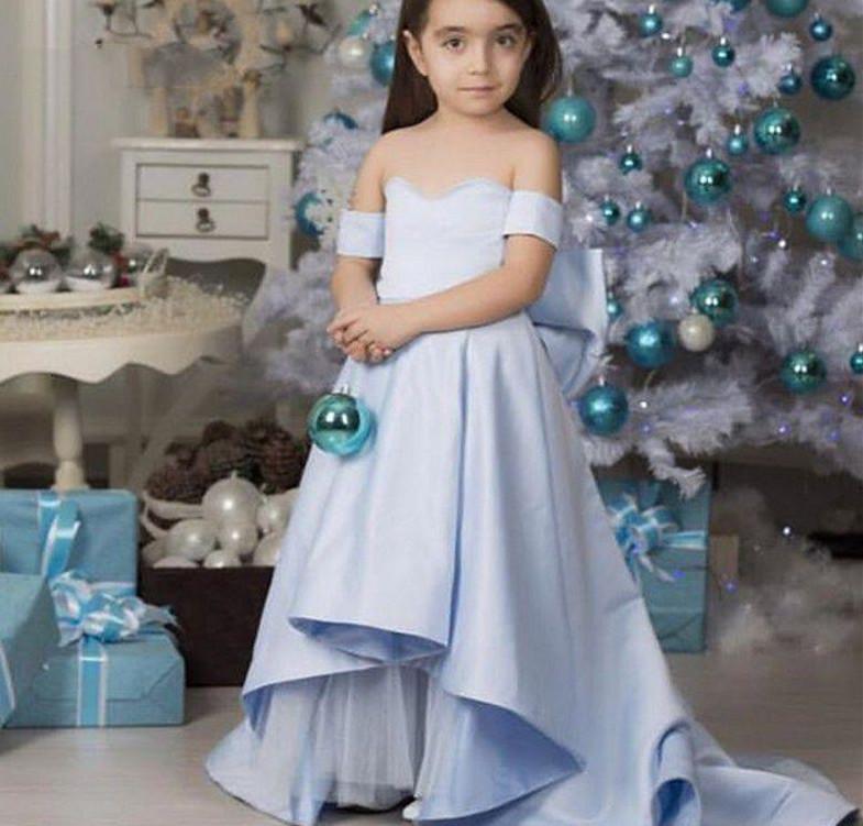 Girl's Dresses Long Satin Flower Girls Dress Light Blue Sexy Off The Shoulder Sweetheart A Line Bow Knot Formal Kids Birthday Party Vestidos, Champagne
Girl's Dresses Long Satin Flower Girls Dress Light Blue Sexy Off The Shoulder Sweetheart A Line Bow Knot Formal Kids Birthday Party Vestidos, Champagne