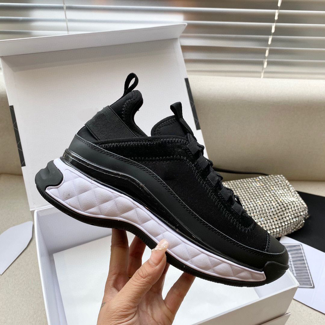 2021 Spring designer luxury sneakers men women reflective shoes Air casual party velvet Thick bottom mixed Mesh surface fiber top quality, Black
2021 Spring designer luxury sneakers men women reflective shoes Air casual party velvet Thick bottom mixed Mesh surface fiber top quality, Black