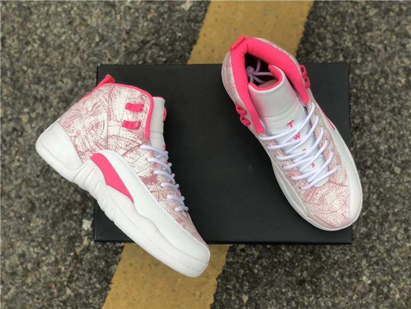Top Version Jumpman 12 Basketball Shoes Arctic Punch XII Real Carbon Fiber Men Sneakers Come
Top Version Jumpman 12 Basketball Shoes Arctic Punch XII Real Carbon Fiber Men Sneakers Come