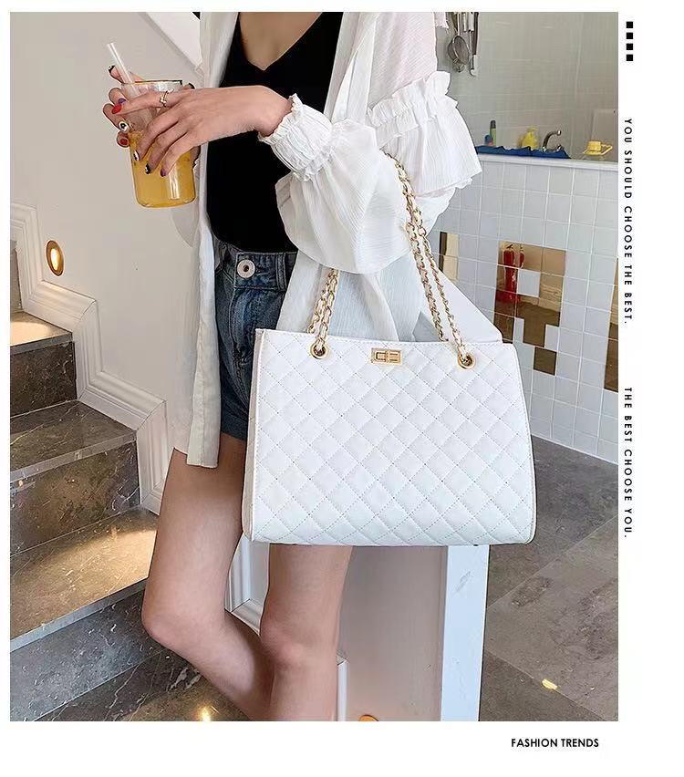 Handbags Designer Leather Chain Large Shoulder Tote Hand Bag Fashion Crossbody Bags For Women White, Grey
Handbags Designer Leather Chain Large Shoulder Tote Hand Bag Fashion Crossbody Bags For Women White, Grey