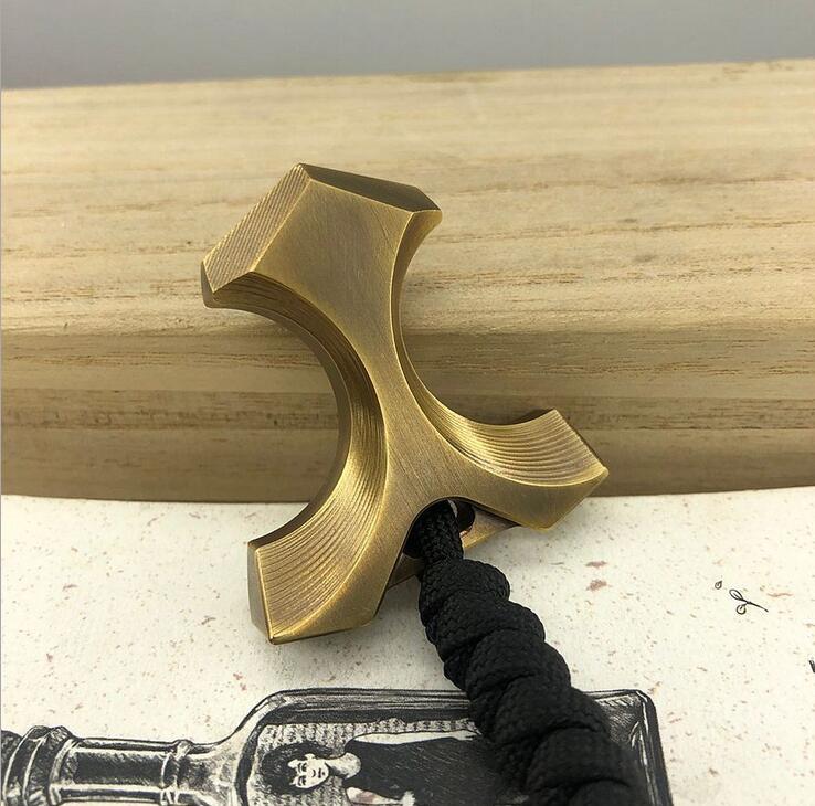 EDC Solid Brass Knuckles self-defense TOOLs Survival Escape Keychain Necklace Pendants Knife Bead Multi Broken windowTools Factory Direct Sa
EDC Solid Brass Knuckles self-defense TOOLs Survival Escape Keychain Necklace Pendants Knife Bead Multi Broken windowTools Factory Direct Sa