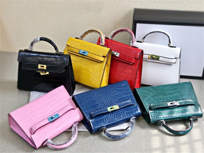 Shoulder Bags Women Handbag Purse Genuine Leather Bag Fashion Metal Parts Adjustable Shoulder Strap Plain Black Hasp Hardware, 01
Shoulder Bags Women Handbag Purse Genuine Leather Bag Fashion Metal Parts Adjustable Shoulder Strap Plain Black Hasp Hardware, 01