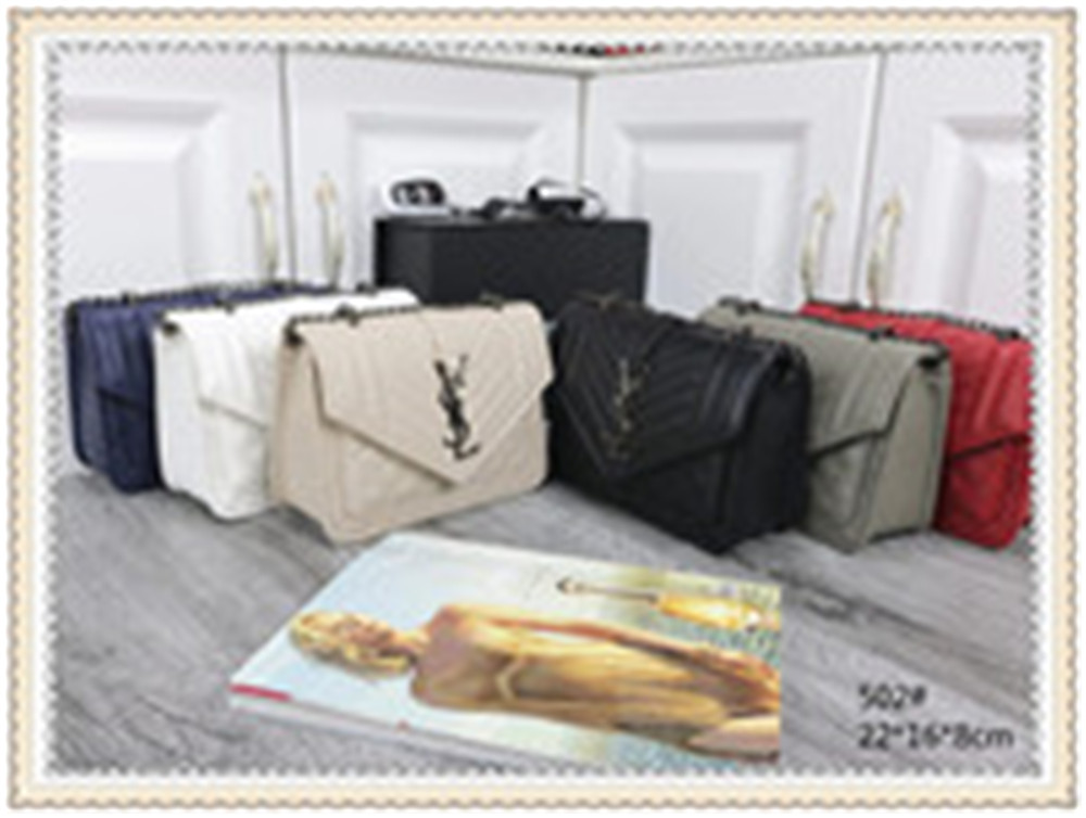 Brand Handbags Shoulder Bags Women Leather Luxury Designer Handbag Female Fashion Messenger Purse Lady ToteLV
Louis
Ba, Red;black
Brand Handbags Shoulder Bags Women Leather Luxury Designer Handbag Female Fashion Messenger Purse Lady ToteLV
Louis
Ba, Red;black
