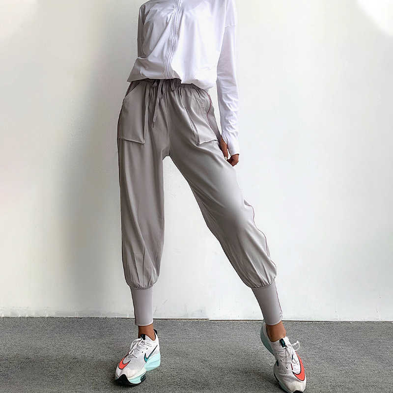 WOMENGAGA Girls Loose Casual Pant' High Waist Elastic Quick Drying Running Fitness Trousers Autumn G8JS 210603, Gray
WOMENGAGA Girls Loose Casual Pant' High Waist Elastic Quick Drying Running Fitness Trousers Autumn G8JS 210603, Gray