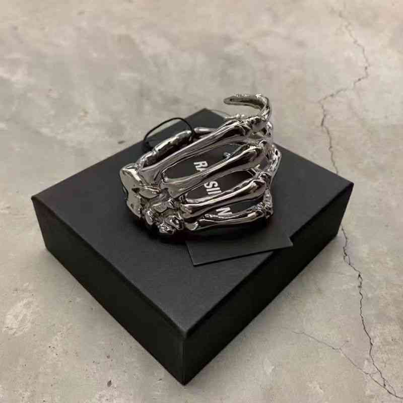 Cool hand show death skeleton ghost claw Bracelet Adjustable Bracelet women's autumn and winter accsori6325400
Cool hand show death skeleton ghost claw Bracelet Adjustable Bracelet women's autumn and winter accsori6325400