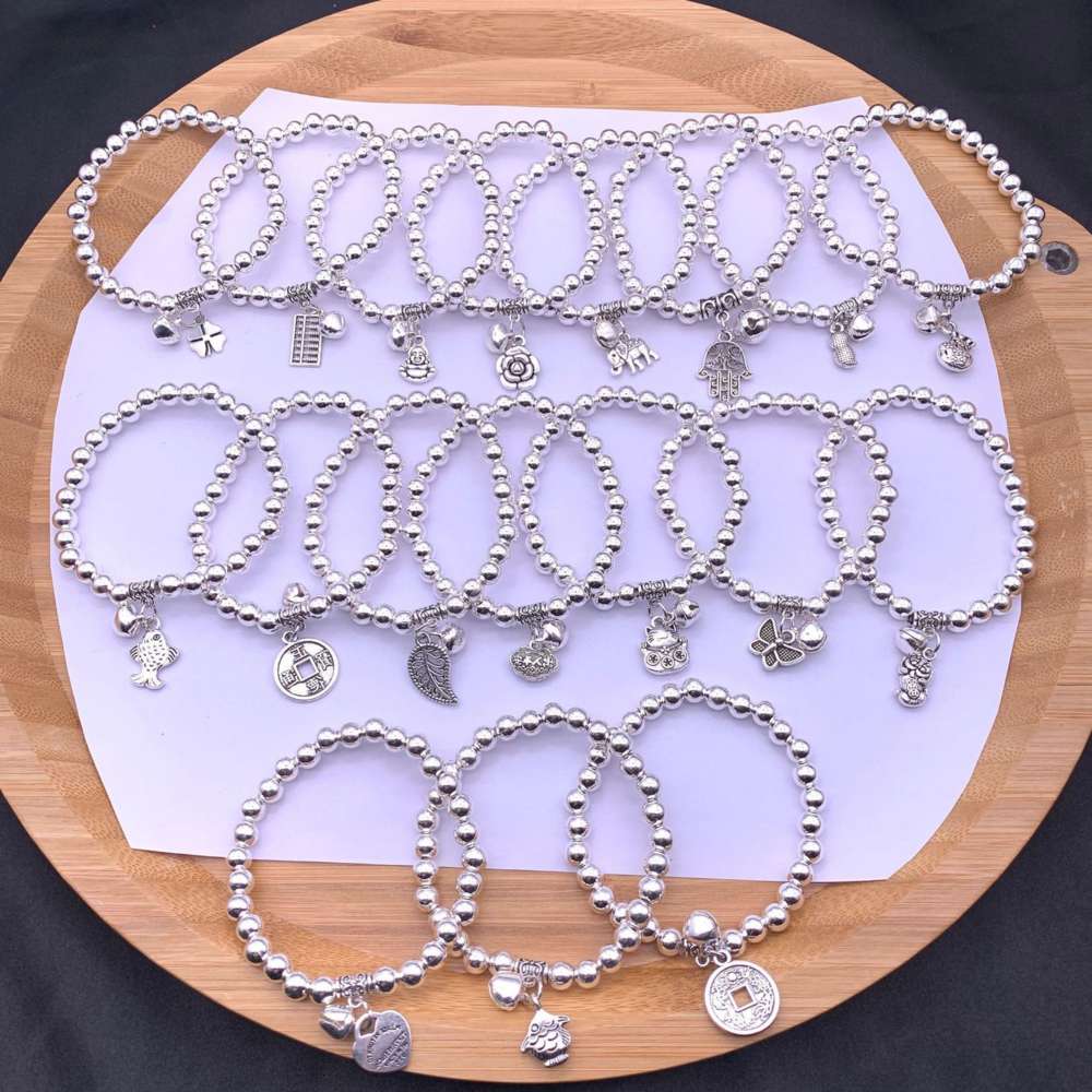 Hand catenary Folk style imitation bracelet bell, silver pendant, electroplated beads, single ring tiktok live small gift., Black
Hand catenary Folk style imitation bracelet bell, silver pendant, electroplated beads, single ring tiktok live small gift., Black