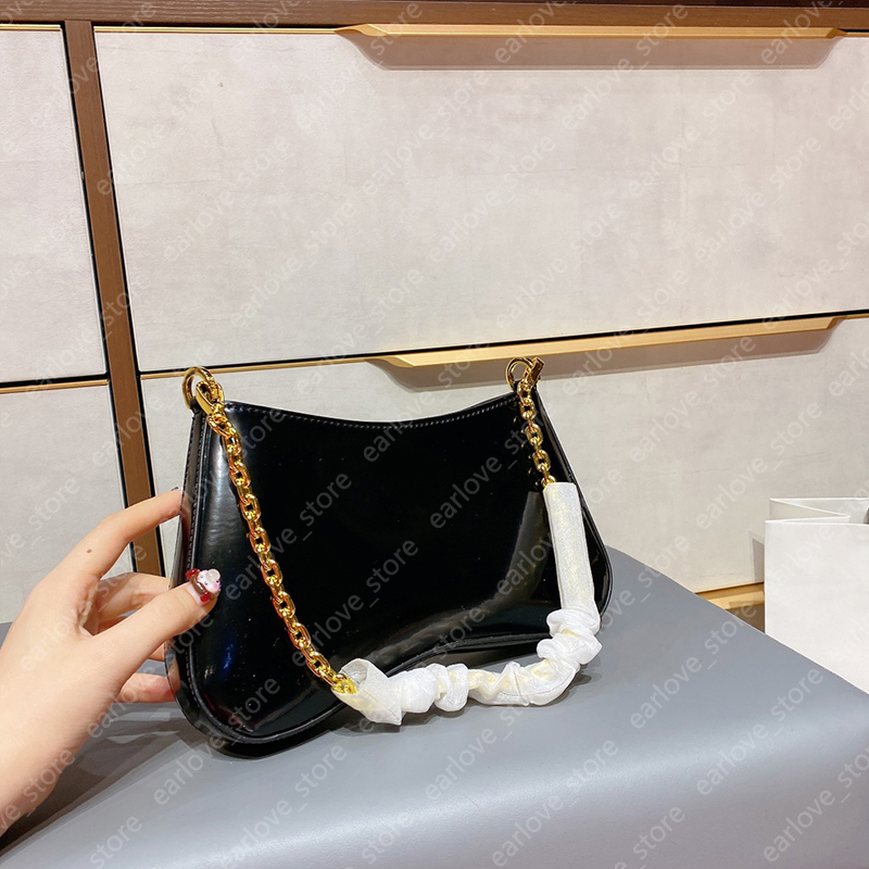 Shoulder Bag Women Luxurys Designers Bags 2021 Handbags Purses Fashion Brand Womens Totes Patent Leather 210113V, Nude
Shoulder Bag Women Luxurys Designers Bags 2021 Handbags Purses Fashion Brand Womens Totes Patent Leather 210113V, Nude