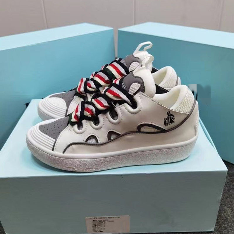 Top Designer Men sneakers Women CURB leather Casual Sports Shoes fashion Woman Flat Couples High Top trainers runners shoe mkj0004, Black
Top Designer Men sneakers Women CURB leather Casual Sports Shoes fashion Woman Flat Couples High Top trainers runners shoe mkj0004, Black