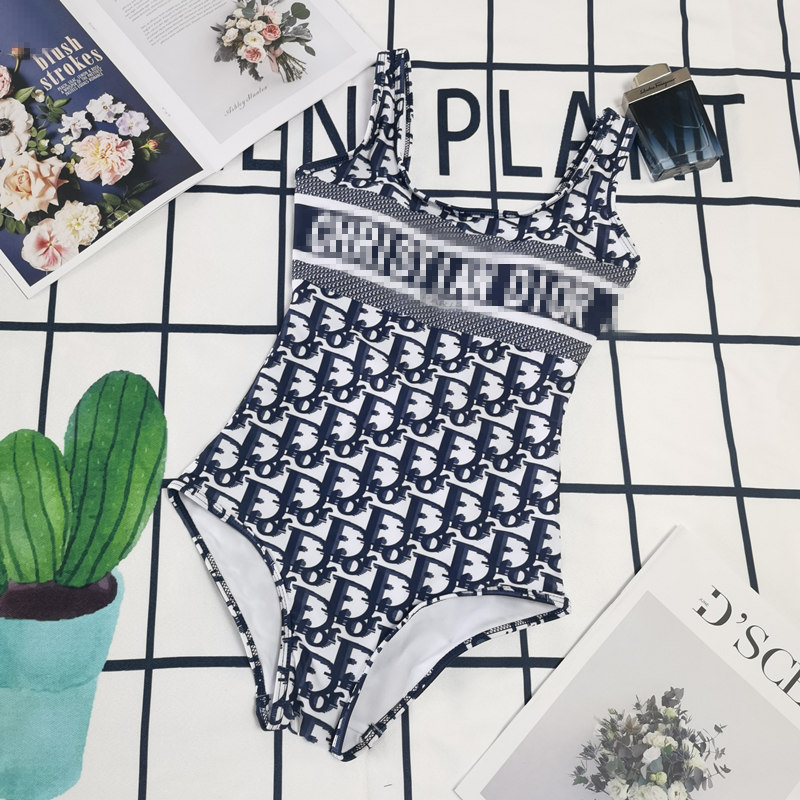 Simple Designer Swimsuit Padded Push Up Women One-piece Swimwear Outdoor Beach Swimming Bandage Travel Vacation Must Swimsuits
Simple Designer Swimsuit Padded Push Up Women One-piece Swimwear Outdoor Beach Swimming Bandage Travel Vacation Must Swimsuits