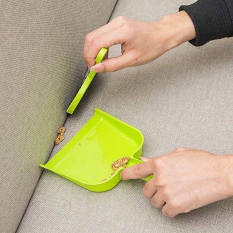 1 set of small broom shovel desktop scanning cleaning brush portable mini broom set desk computer utility