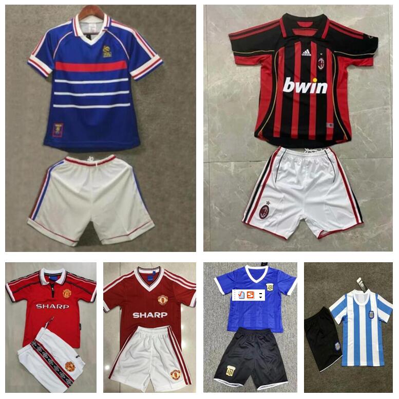 Retro kids kit Soccer Jersey AC Milan Cantona Argentina MARADONA MALDINI ZIDANE HENRY 1988 90 92 Beckham Giggs v.NISTELROOY ROONEY ancient football shirt, Green
Retro kids kit Soccer Jersey AC Milan Cantona Argentina MARADONA MALDINI ZIDANE HENRY 1988 90 92 Beckham Giggs v.NISTELROOY ROONEY ancient football shirt, Green