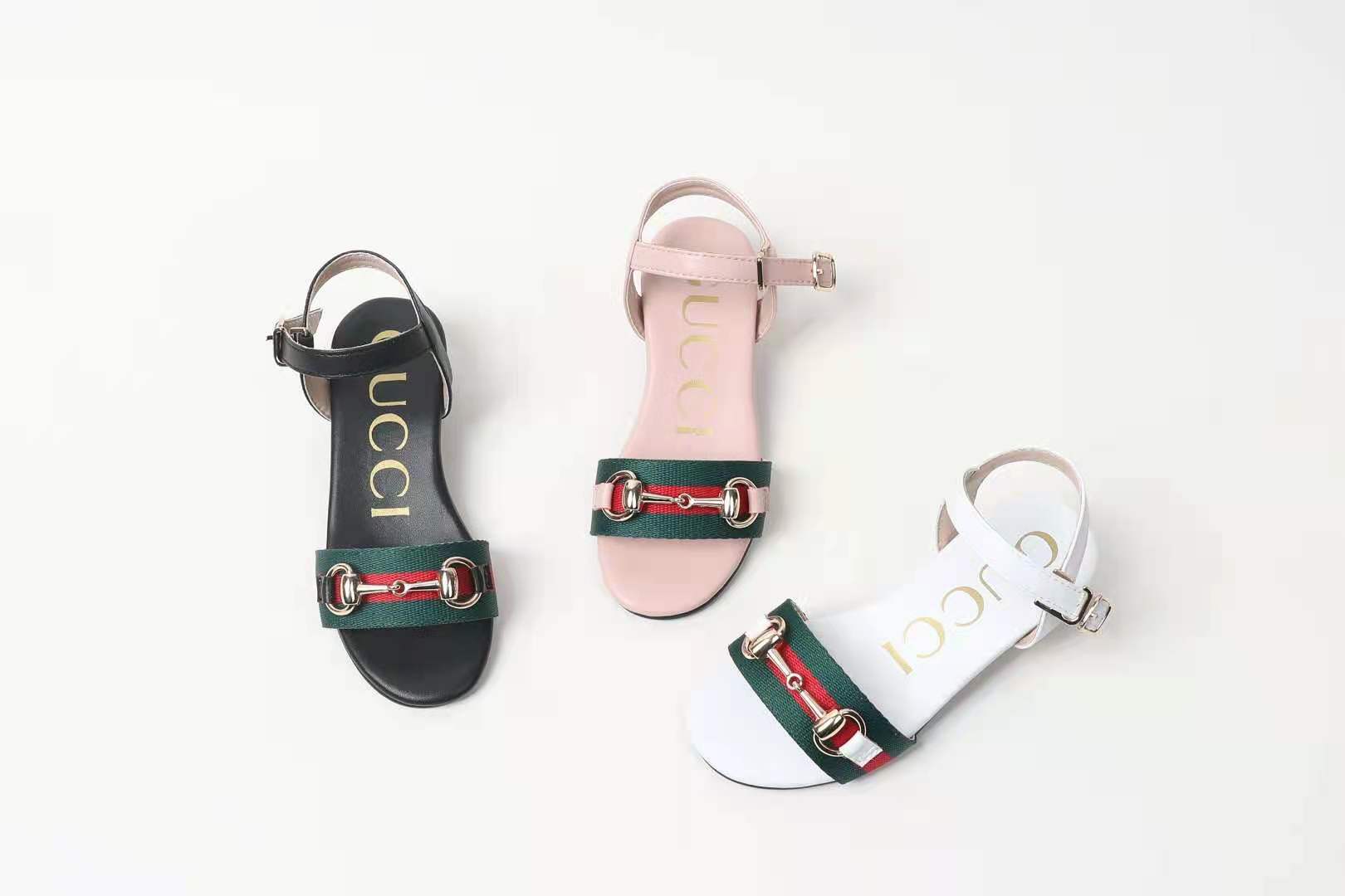baby girl summer sandals designer kids beach slippers shoe leather vamp ankle strap babys girls house sandal shoes, Black;red 
baby girl summer sandals designer kids beach slippers shoe leather vamp ankle strap babys girls house sandal shoes, Black;red