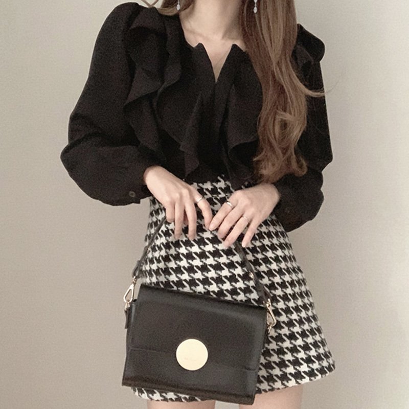 Spring Ruffle Blouse Shirt Causal V-neck Puff Long Sleeve Women Tops Korean Chic Fashion Blusas Feminimos 210519