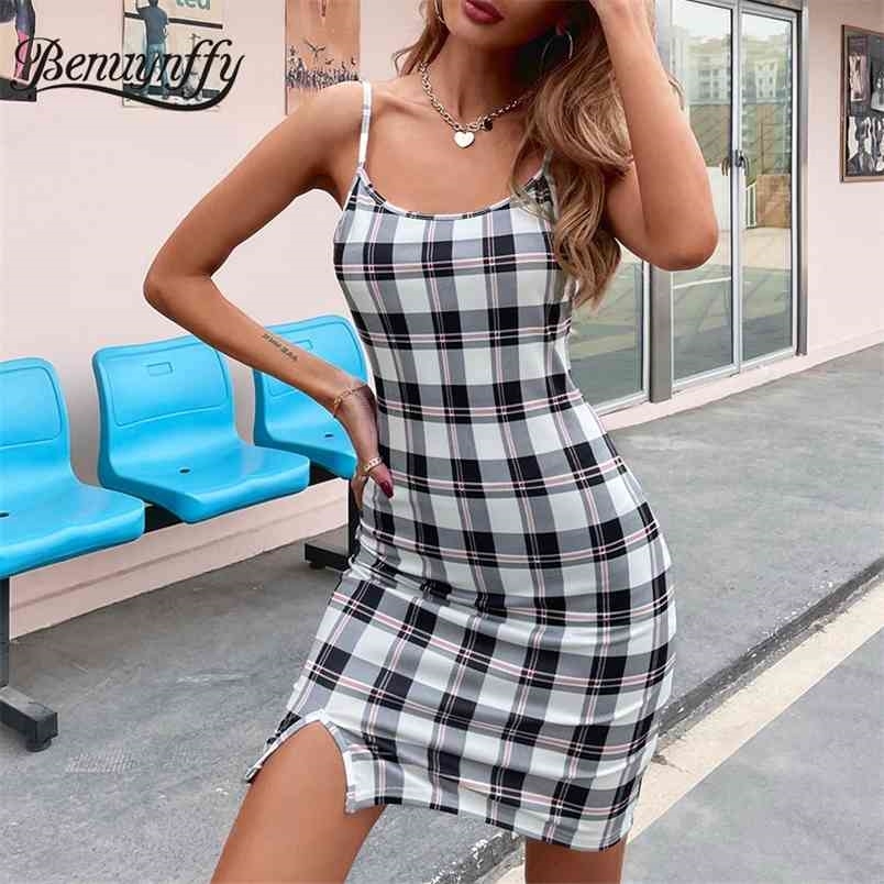 Round Neck Spaghetti Strap Split Mini Dresses Summer Sleeveless Cami Plaid Women Casual Slim Fit Pencil 210510