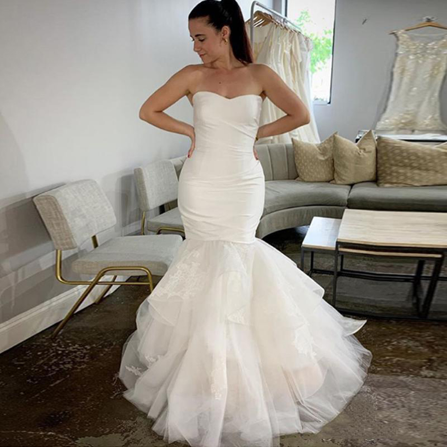 2021 Strapless Satin Mermaid Wedding Dresses with Appliques Sweetheart Neck Sweep Train Tulle Backless Wedding Bridal Gowns