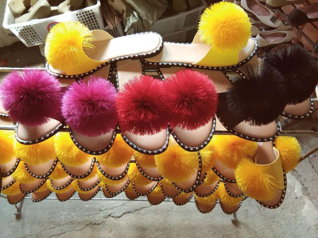 Slippers Luxury Women Faux Fur Flat Heel Open Toe Rubber Sole Outdoor Slides Sexy Fashion Sandals Shoes Ladies 2022