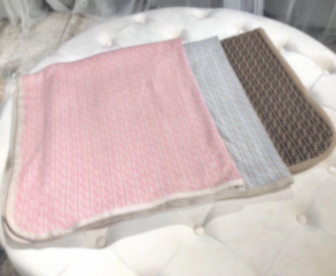New Born Baby Blanket quilt Knitted Newborn Swaddle Wrap Blankets Super Soft Toddler Infant Bedding Quilt for Bed Sofa Basket Stroller crochet Bla
New Born Baby Blanket quilt Knitted Newborn Swaddle Wrap Blankets Super Soft Toddler Infant Bedding Quilt for Bed Sofa Basket Stroller crochet Bla