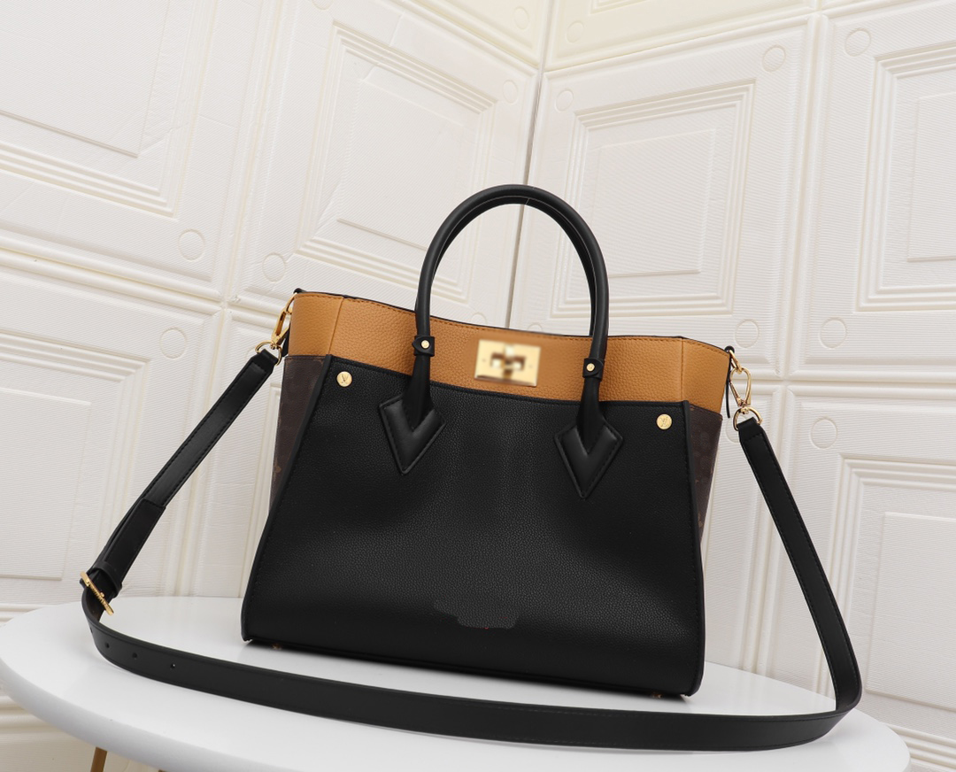 Luxurys Designers Crossbody Bags Genuine Leather Handbags large capacity shopping bag Two tone tote purse, Others
Luxurys Designers Crossbody Bags Genuine Leather Handbags large capacity shopping bag Two tone tote purse, Others