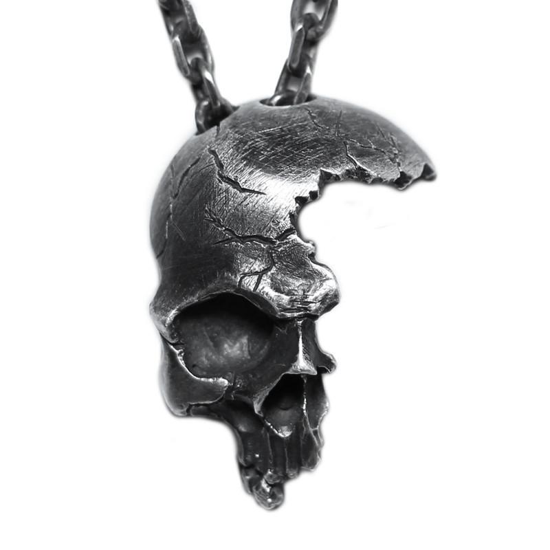 Pendant Necklaces ZHEYI Vintage Gothic Half Skull Necklace For Men Punk Rock Broken Skeleton Chain Mens Hip Halloween Jewelry
Pendant Necklaces ZHEYI Vintage Gothic Half Skull Necklace For Men Punk Rock Broken Skeleton Chain Mens Hip Halloween Jewelry