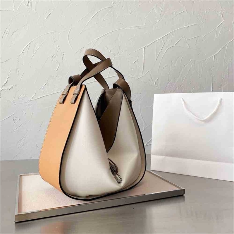 Luxury designer Crossbody Shoulder Backpack Handbags Tote bag Bags Handbags Wallet Purse Shop Purchase Discount leather color matching hammo
Luxury designer Crossbody Shoulder Backpack Handbags Tote bag Bags Handbags Wallet Purse Shop Purchase Discount leather color matching hammo
