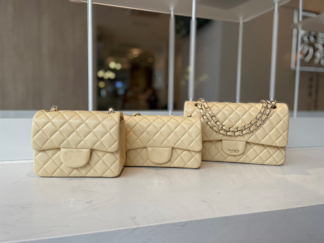 shoulder bag, postman, lady 7A, high-end customized quality, various specifications, model: 01112 sheepskin feels great.
shoulder bag, postman, lady 7A, high-end customized quality, various specifications, model: 01112 sheepskin feels great.